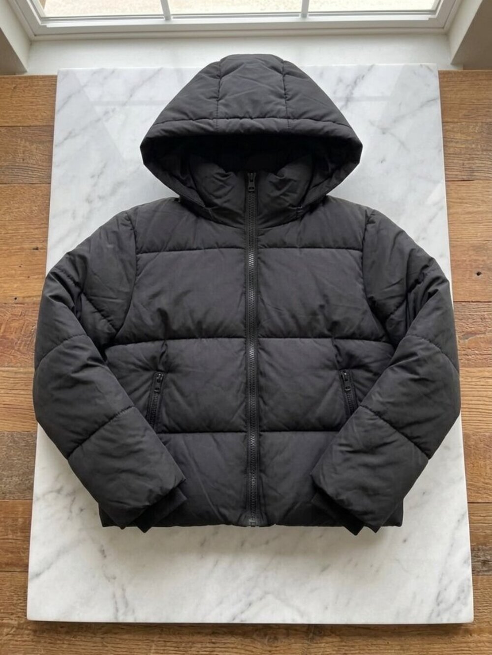 Women's Cropped Puffer Jacket Quilted Winter Coat Removable Hood